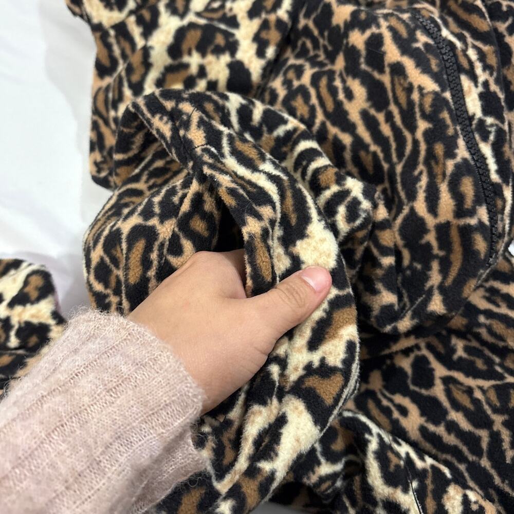 Nick & Nora Women’s Small Leopard Print One Piece  Footed Pajamas Sleepwear - Picture 3 of 8